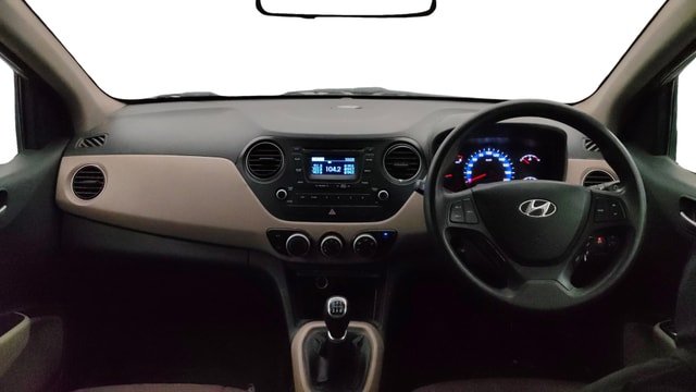 View Hyundai Xcent Image 15 Used Hyundai Xcent Image 15