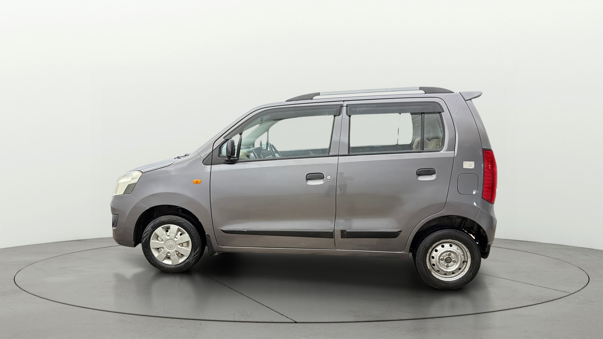 View 2017 Maruti Suzuki 1000 Base Variant Image 5 Used 2017 Maruti Suzuki 1000 Base Variant Image 5