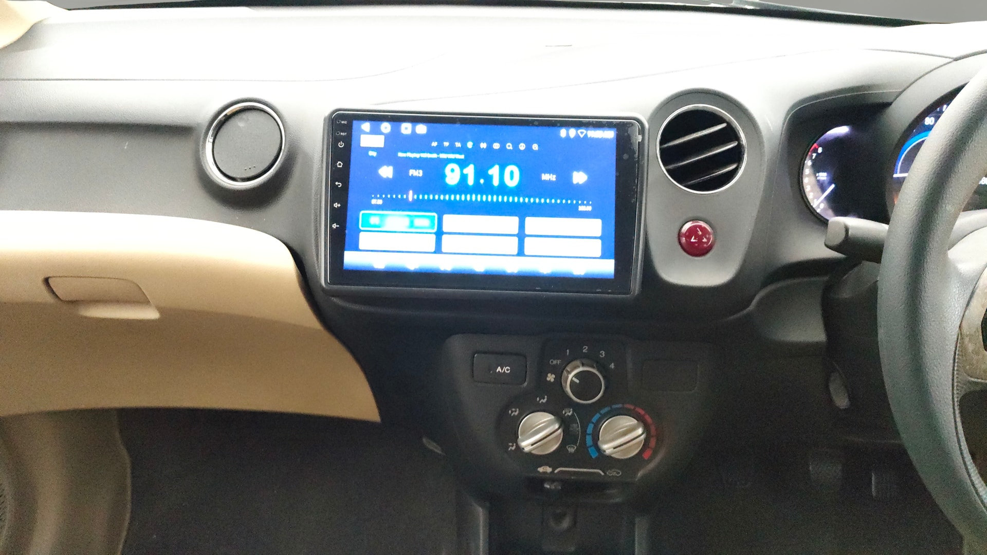 View 2016 Honda Amaze E MT Petrol BS IV Image 17 Used 2016 Honda Amaze E MT Petrol BS IV Image 17