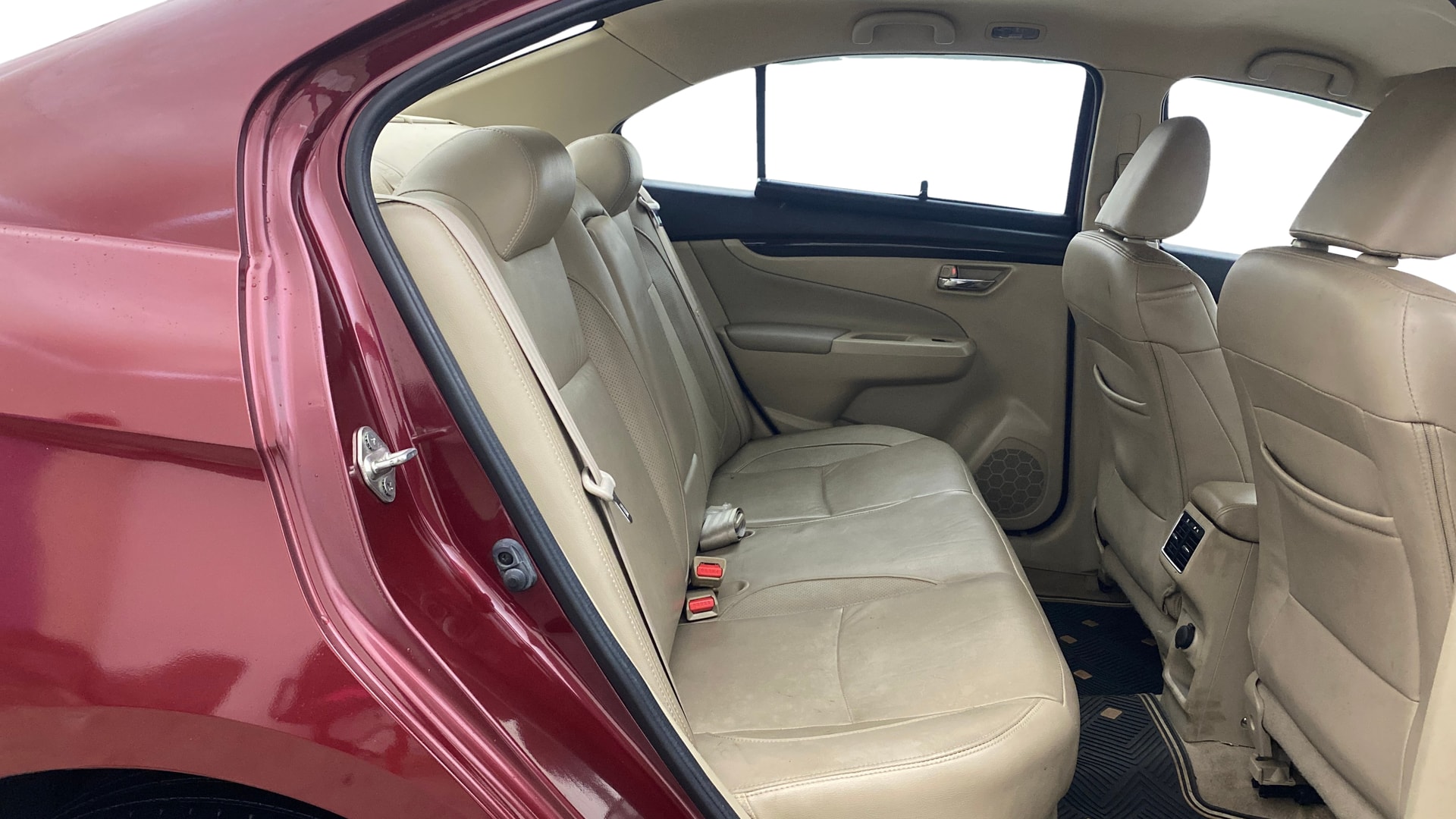 View 2017 Maruti Suzuki 1000 Base Variant Image 30 Used 2017 Maruti Suzuki 1000 Base Variant Image 30