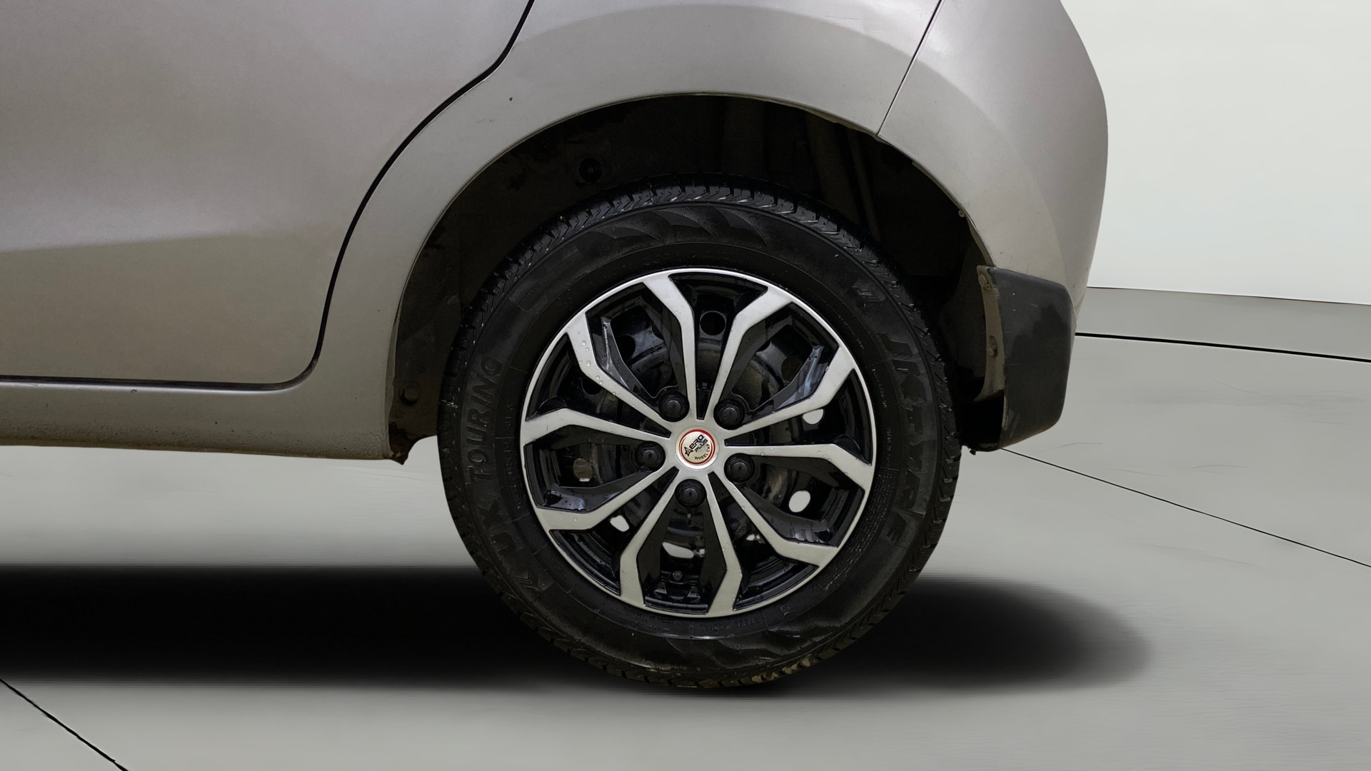 View 2015 Maruti Suzuki 1000 Base Variant Image 11 Used 2015 Maruti Suzuki 1000 Base Variant Image 11