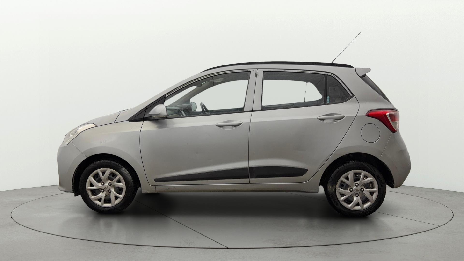 Used 2019 Hyundai Grand i10 Used 2019 Hyundai Grand i10