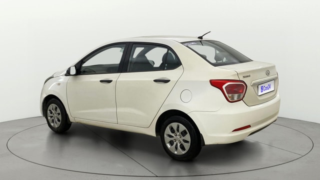 View Hyundai Xcent Image 2 Used Hyundai Xcent Image 2