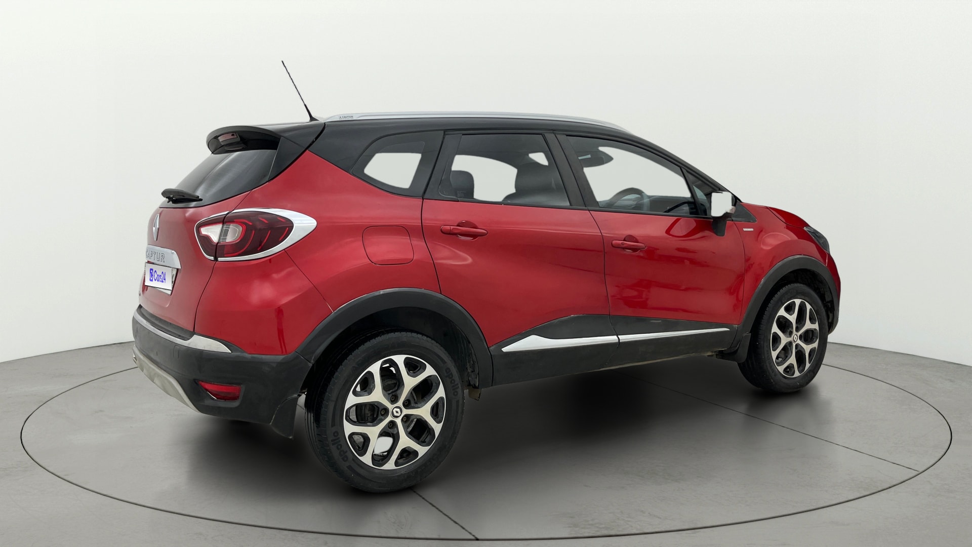 View 2019 Renault Captur Platine Petrol Dual Tone Image 45 Used 2019 Renault Captur Platine Petrol Dual Tone Image 45