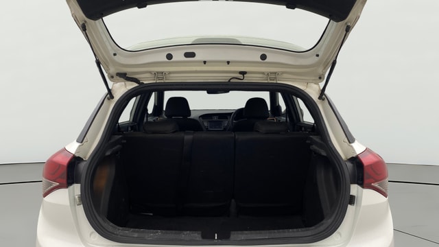 View Hyundai i20 Active Image 38 Used Hyundai i20 Active Image 38