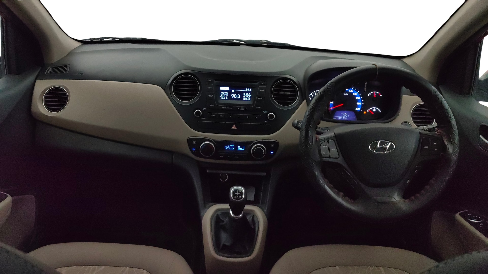 View 2015 Hyundai Xcent SX Petrol (O) Image 15 Used 2015 Hyundai Xcent SX Petrol (O) Image 15