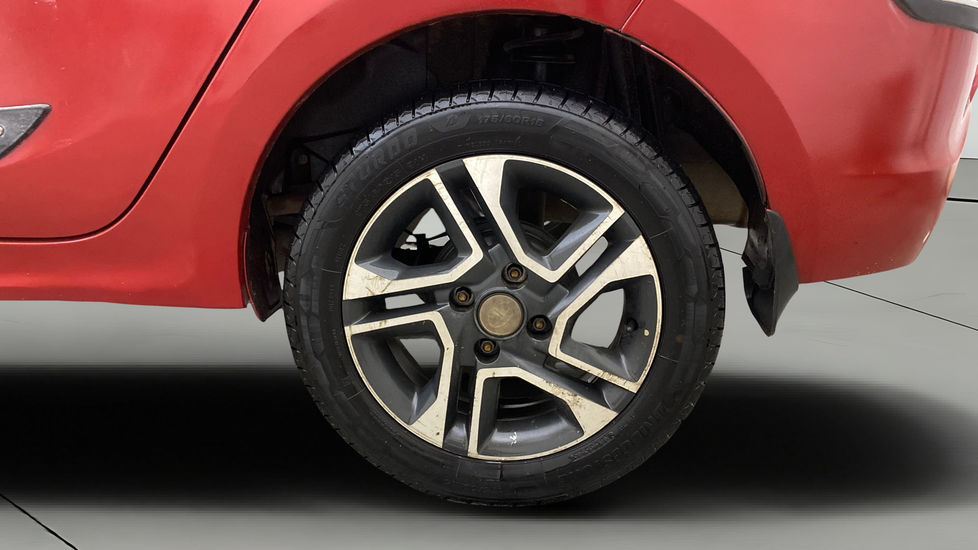 View 2019 Tata Tigor XE Diesel Image 11 Used 2019 Tata Tigor XE Diesel Image 11