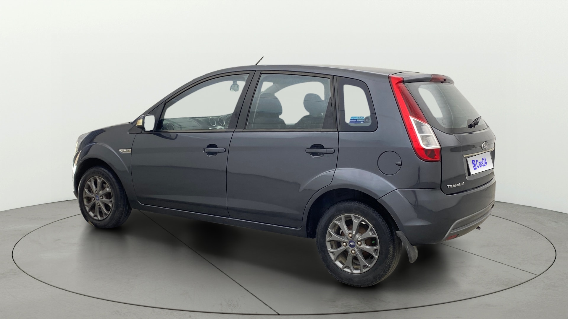View 2015 Ford Figo 1.2P Ambiente MT BS IV Image 2 Used 2015 Ford Figo 1.2P Ambiente MT BS IV Image 2