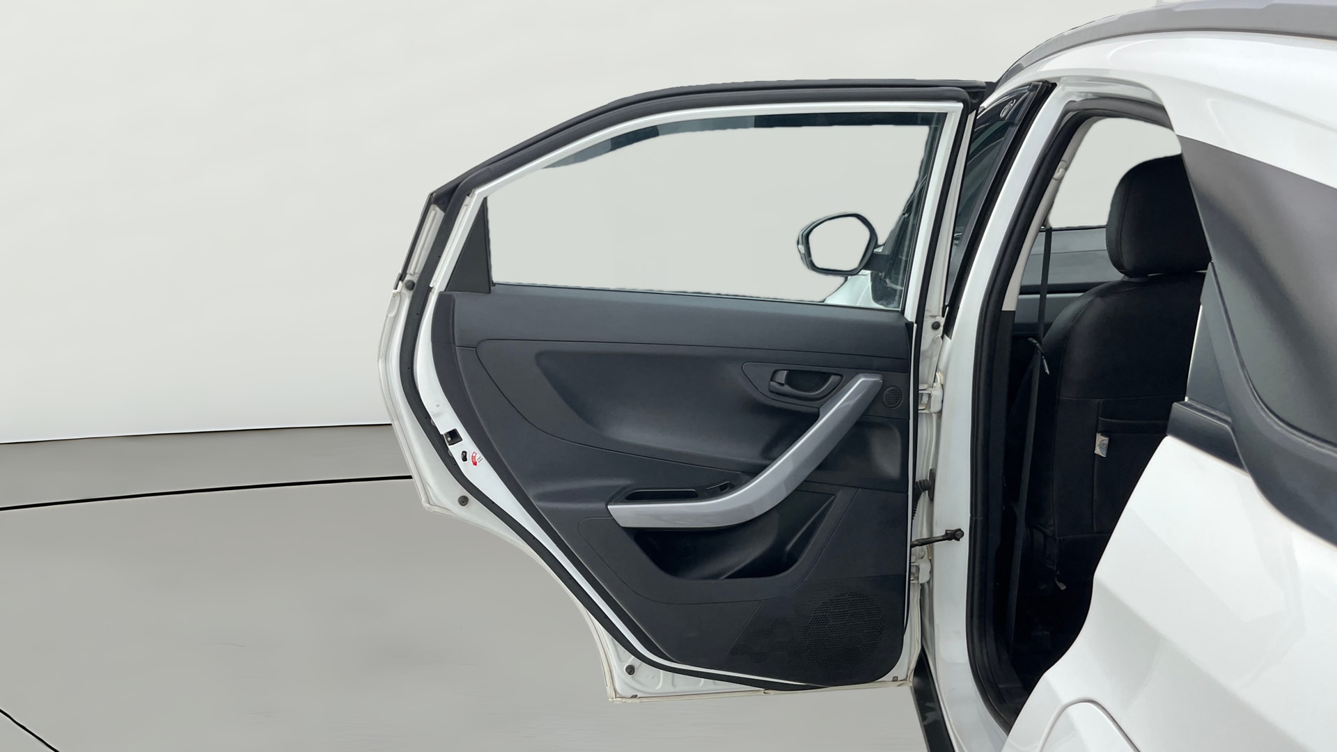 View 2023 Tata Nexon Revotron XE Image 22 Used 2023 Tata Nexon Revotron XE Image 22