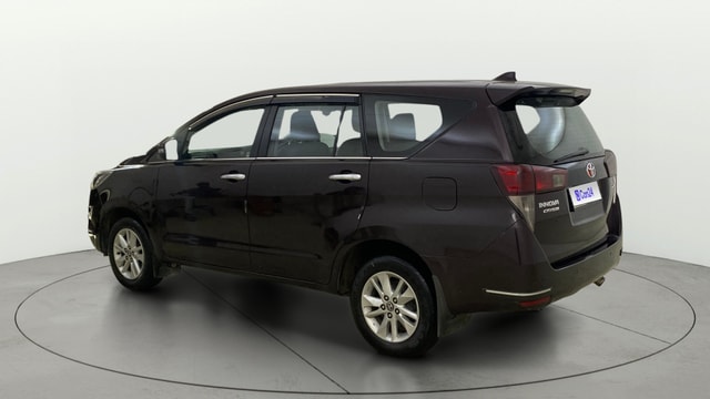 View Toyota Innova Crysta Image 2 Used Toyota Innova Crysta Image 2