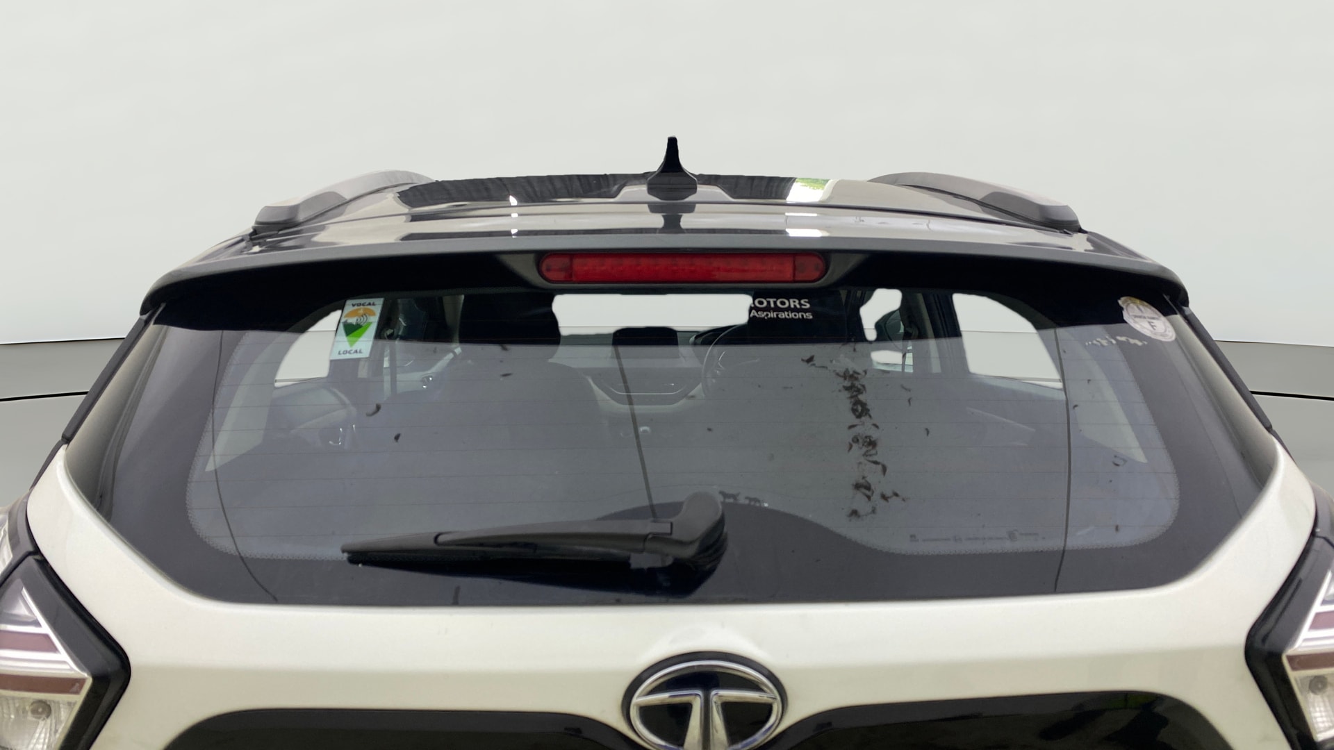 View 2021 Tata Nexon Revotron XE Image 4 Used 2021 Tata Nexon Revotron XE Image 4