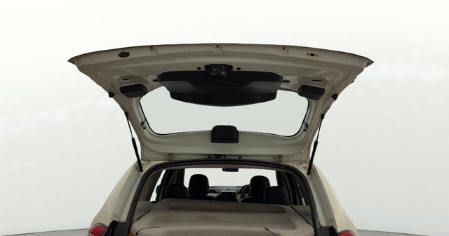 View Nissan Terrano Image 16 Used Nissan Terrano Image 16
