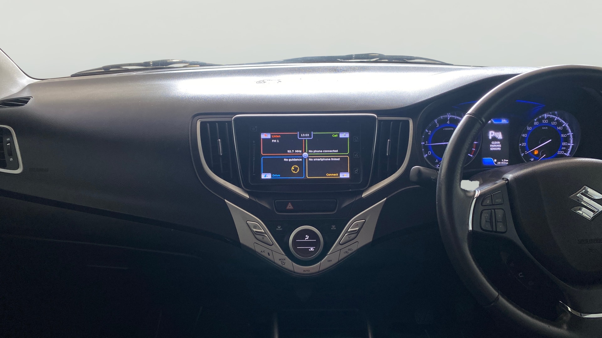 View 2018 Maruti Suzuki 1000 Base Variant Image 17 Used 2018 Maruti Suzuki 1000 Base Variant Image 17