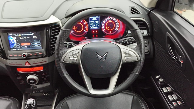 View Mahindra XUV300 Image 13 Used Mahindra XUV300 Image 13