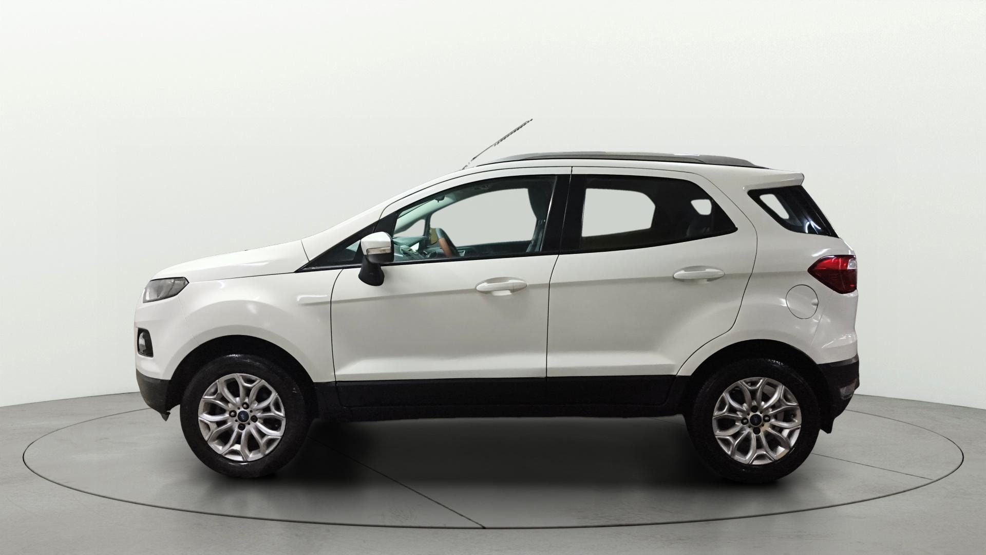 View 2015 Ford EcoSport 1.5 TDCi Diesel Ambiente BS IV Image 25 Used 2015 Ford EcoSport 1.5 TDCi Diesel Ambiente BS IV Image 25
