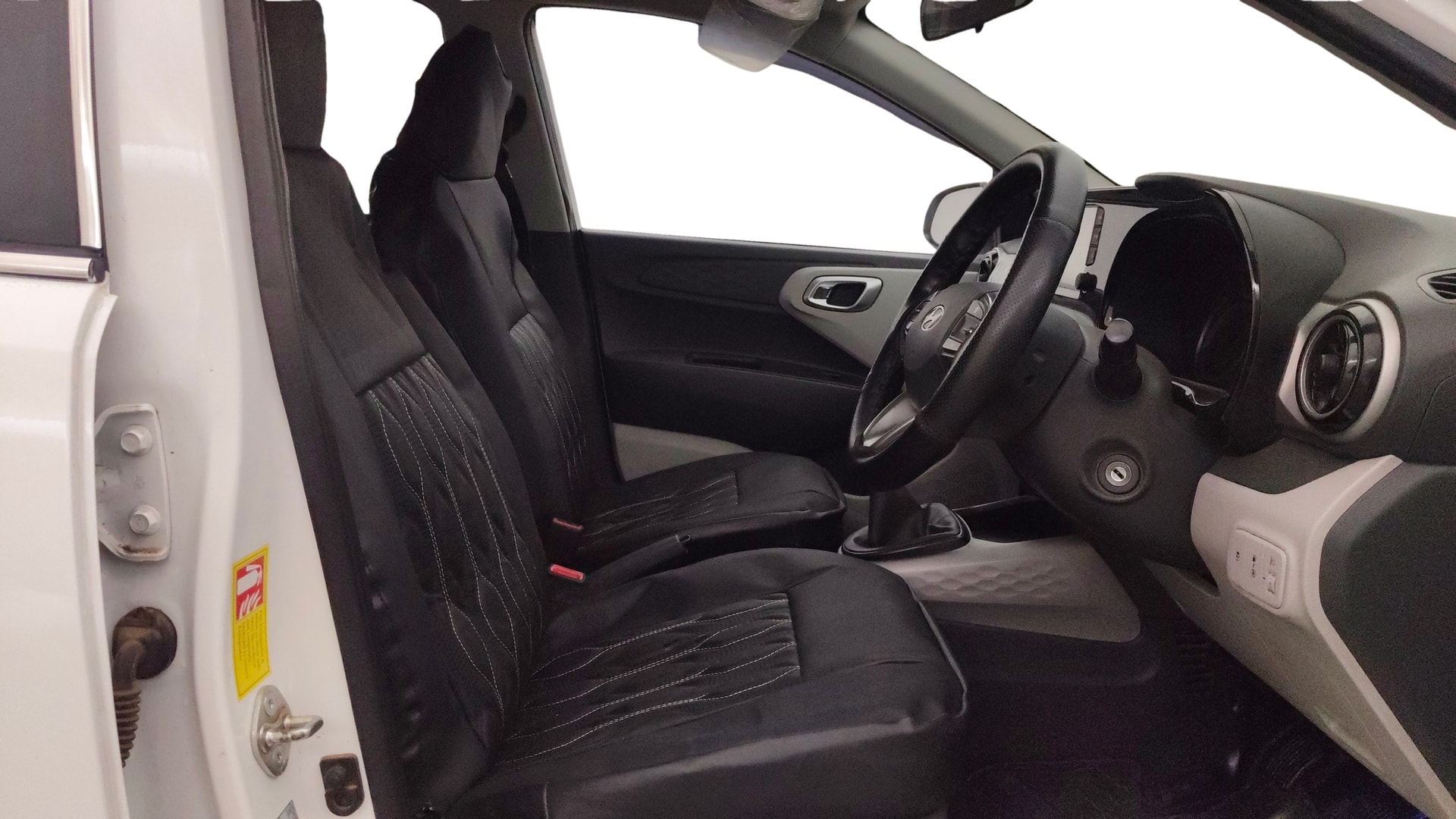 View 2025 Hyundai Grand i10 Nios Sportz CNG Image 25 Used 2025 Hyundai Grand i10 Nios Sportz CNG Image 25