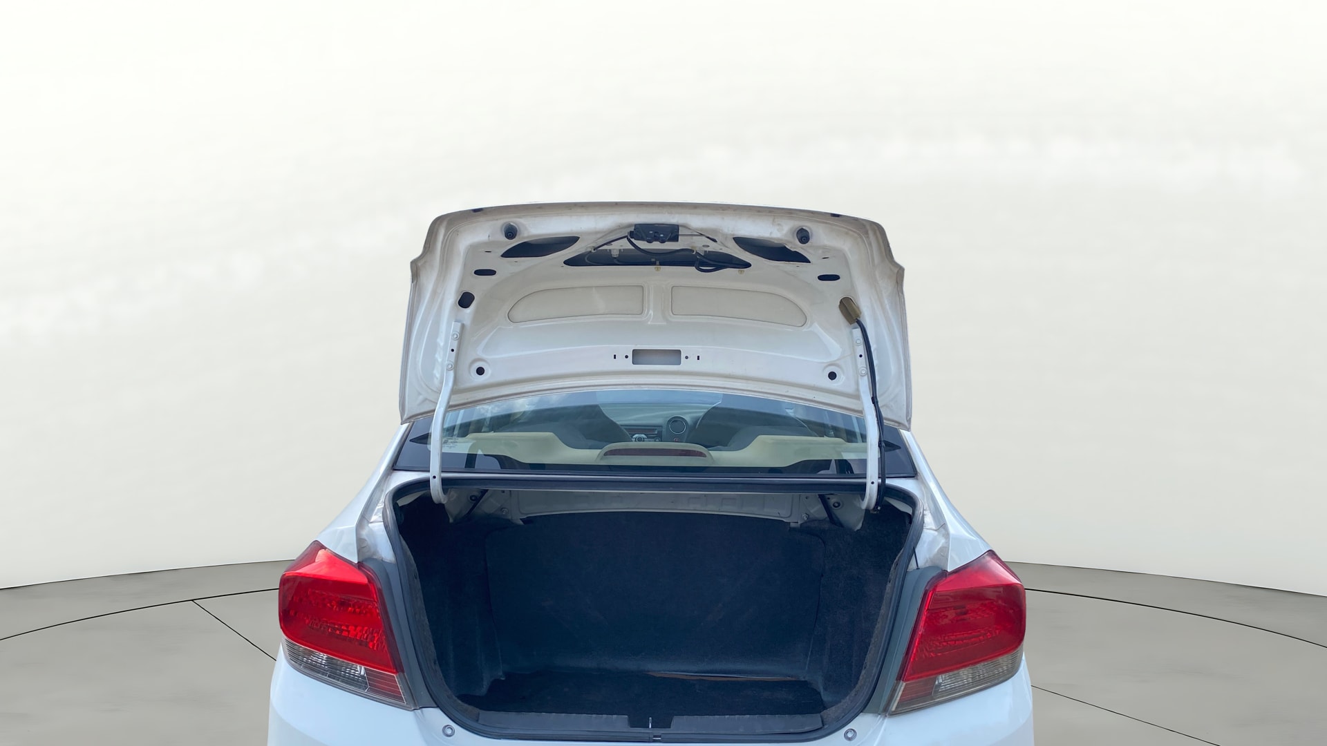 View 2014 Honda Amaze E MT Petrol BS IV Image 16 Used 2014 Honda Amaze E MT Petrol BS IV Image 16