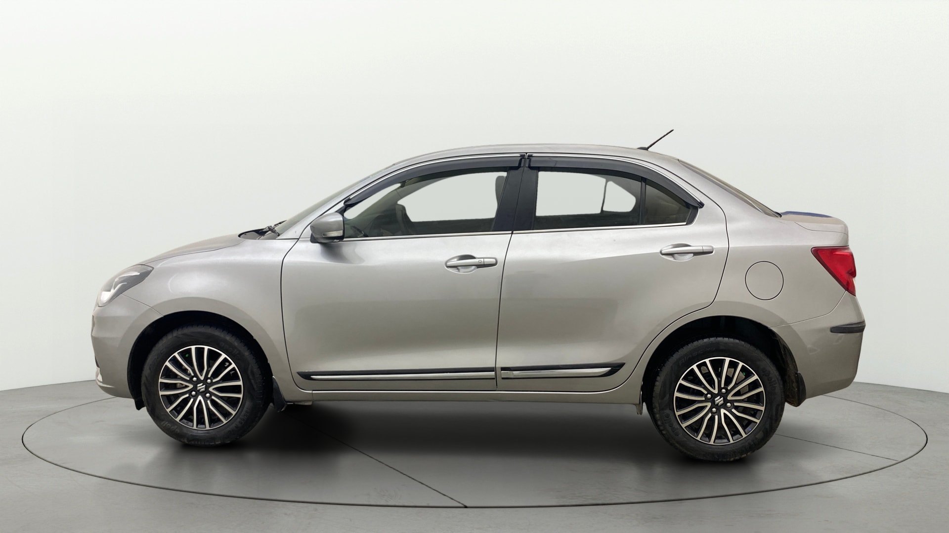 View 2022 Maruti Suzuki 1000 Base Variant Image 5 Used 2022 Maruti Suzuki 1000 Base Variant Image 5
