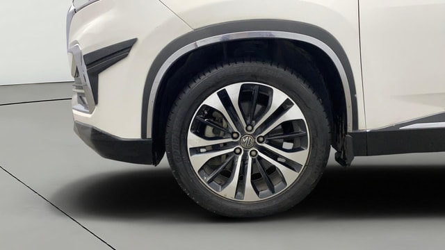 View MG Hector Image 37 Used MG Hector Image 37