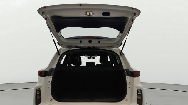 View Toyota Urban Cruiser Hyryder Image 17 Used Toyota Urban Cruiser Hyryder Image 17