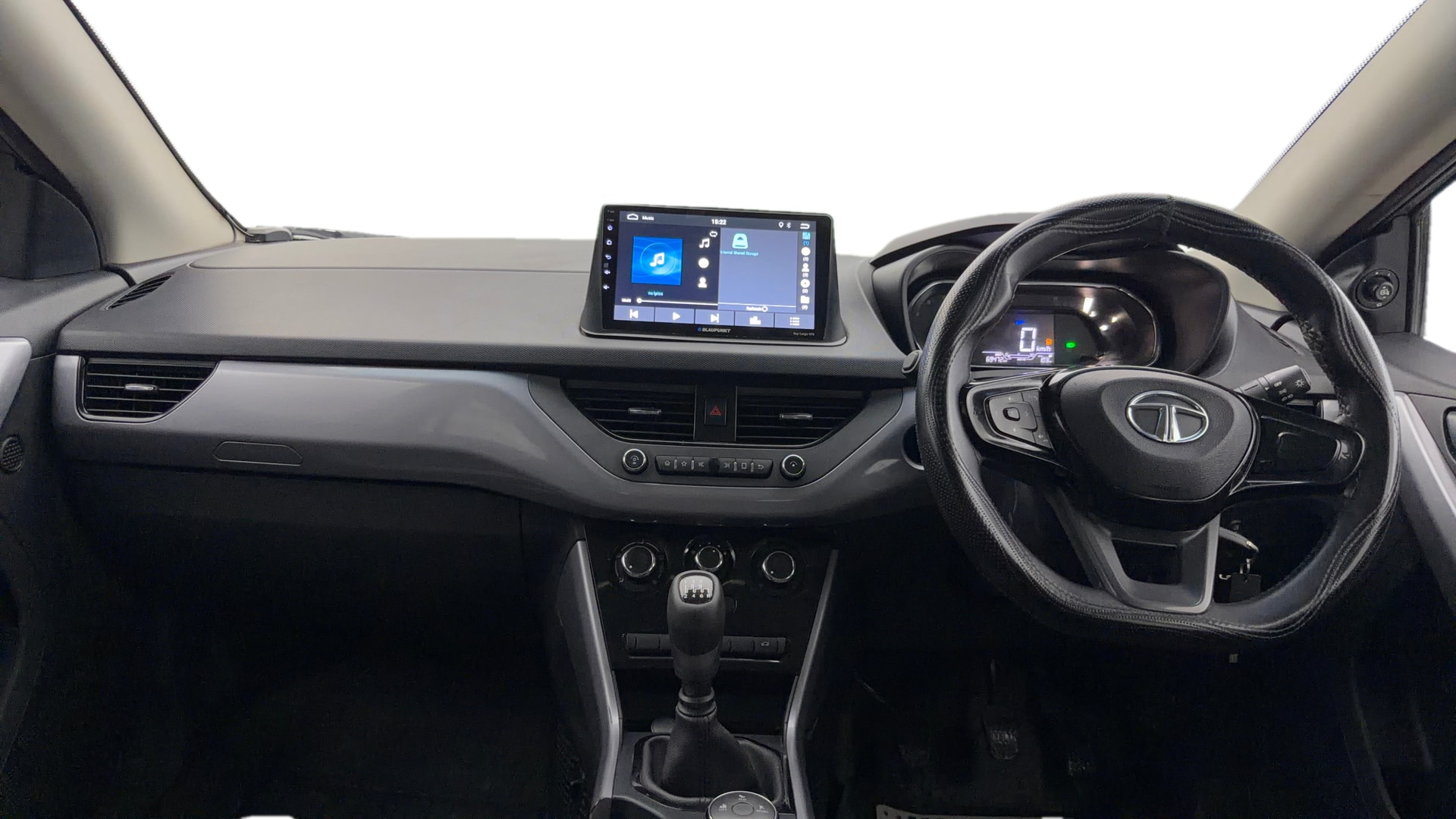 View 2021 Tata Nexon Revotron XE Image 15 Used 2021 Tata Nexon Revotron XE Image 15