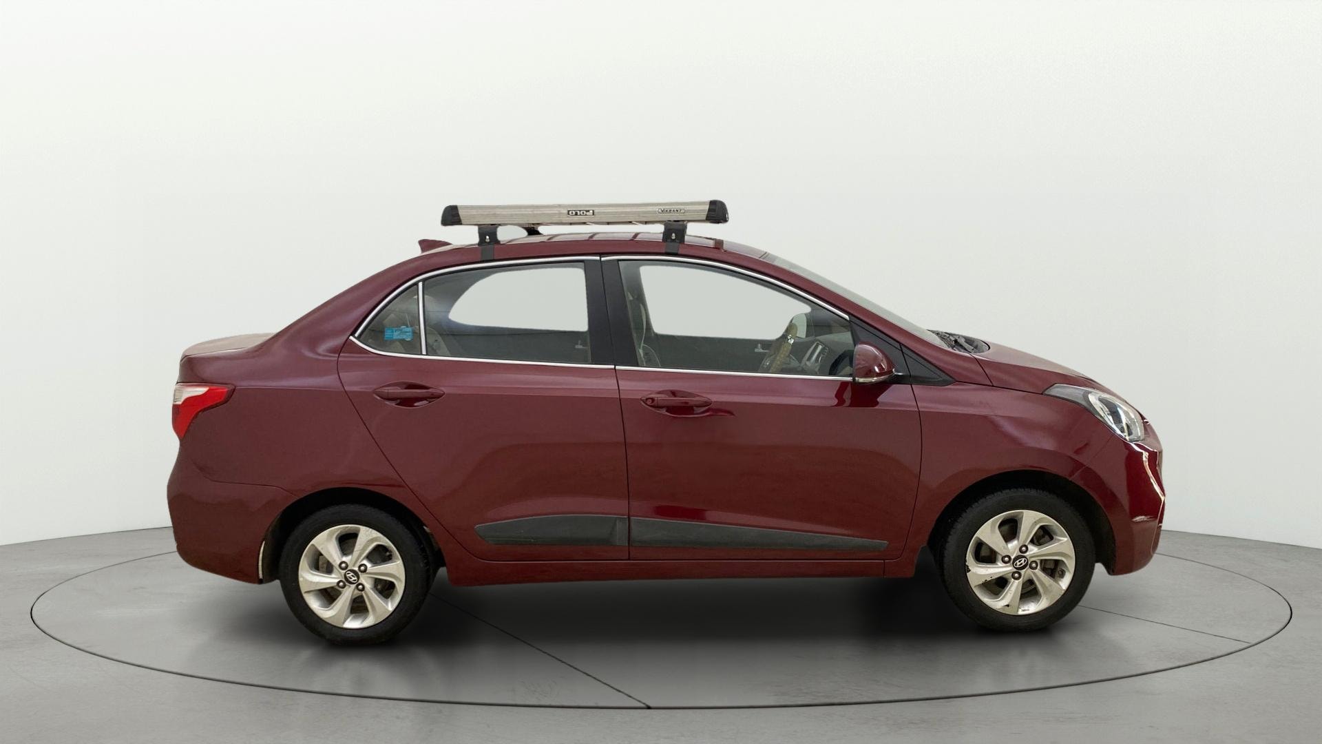View 2017 Hyundai Xcent SX Petrol Image 8 Used 2017 Hyundai Xcent SX Petrol Image 8