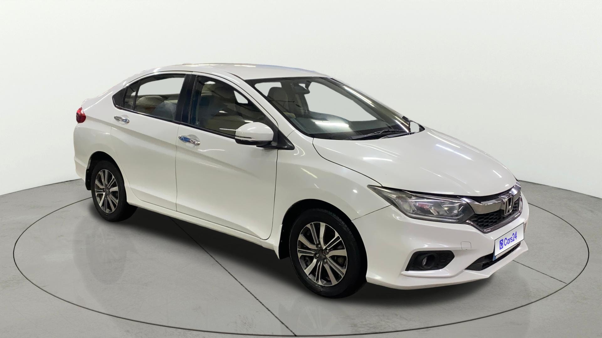 View 2018 Honda City ZX MT Diesel Anniversary Edition Image 38 Used 2018 Honda City ZX MT Diesel Anniversary Edition Image 38