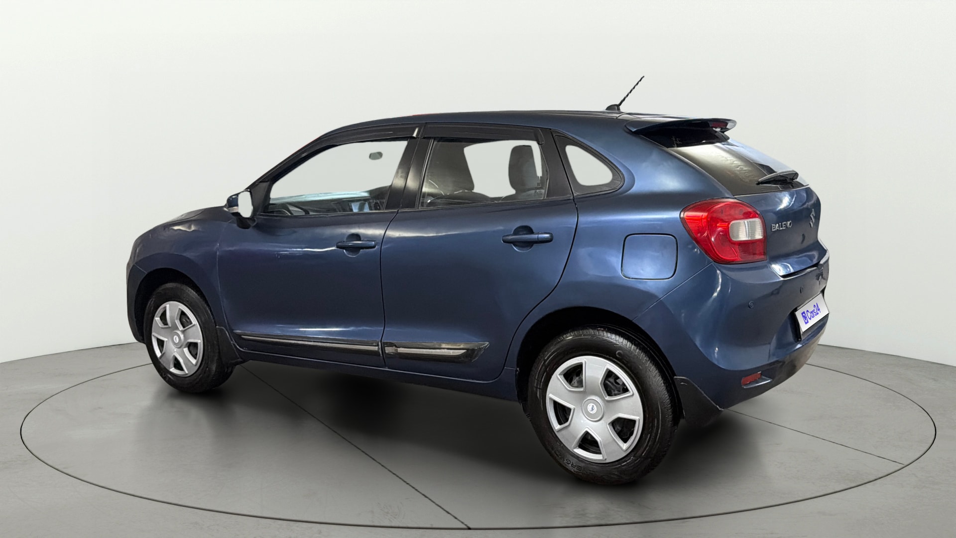 View 2017 Maruti Suzuki 1000 Base Variant Image 2 Used 2017 Maruti Suzuki 1000 Base Variant Image 2