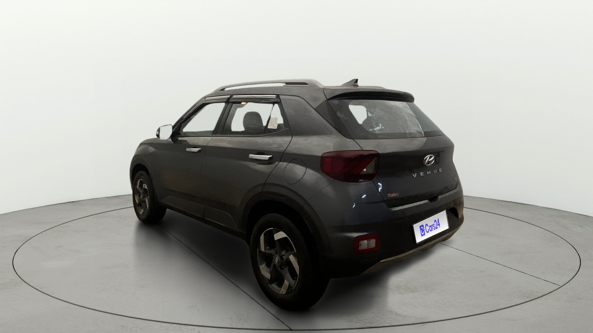 View 2021 Hyundai Venue SX Plus 1.0 Petrol AT Image 2 Used 2021 Hyundai Venue SX Plus 1.0 Petrol AT Image 2