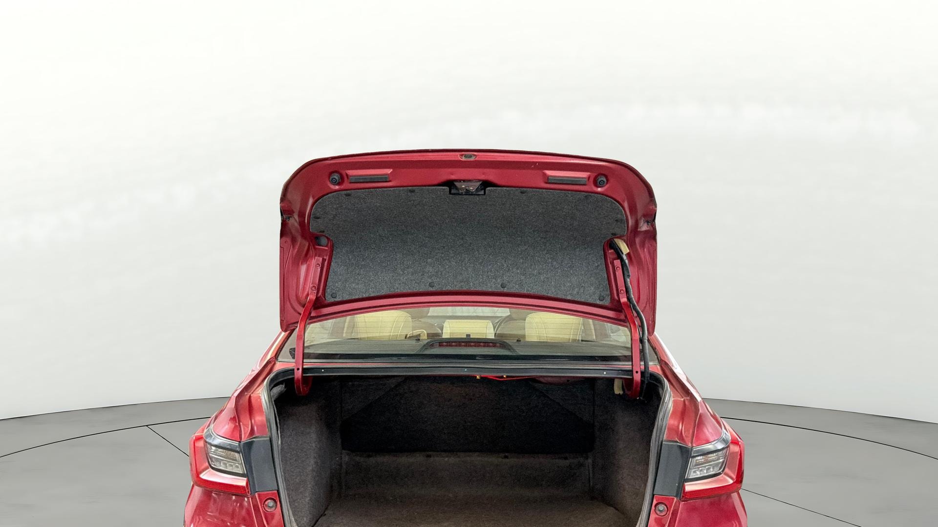 View 2020 Honda City ZX CVT Image 17 Used 2020 Honda City ZX CVT Image 17