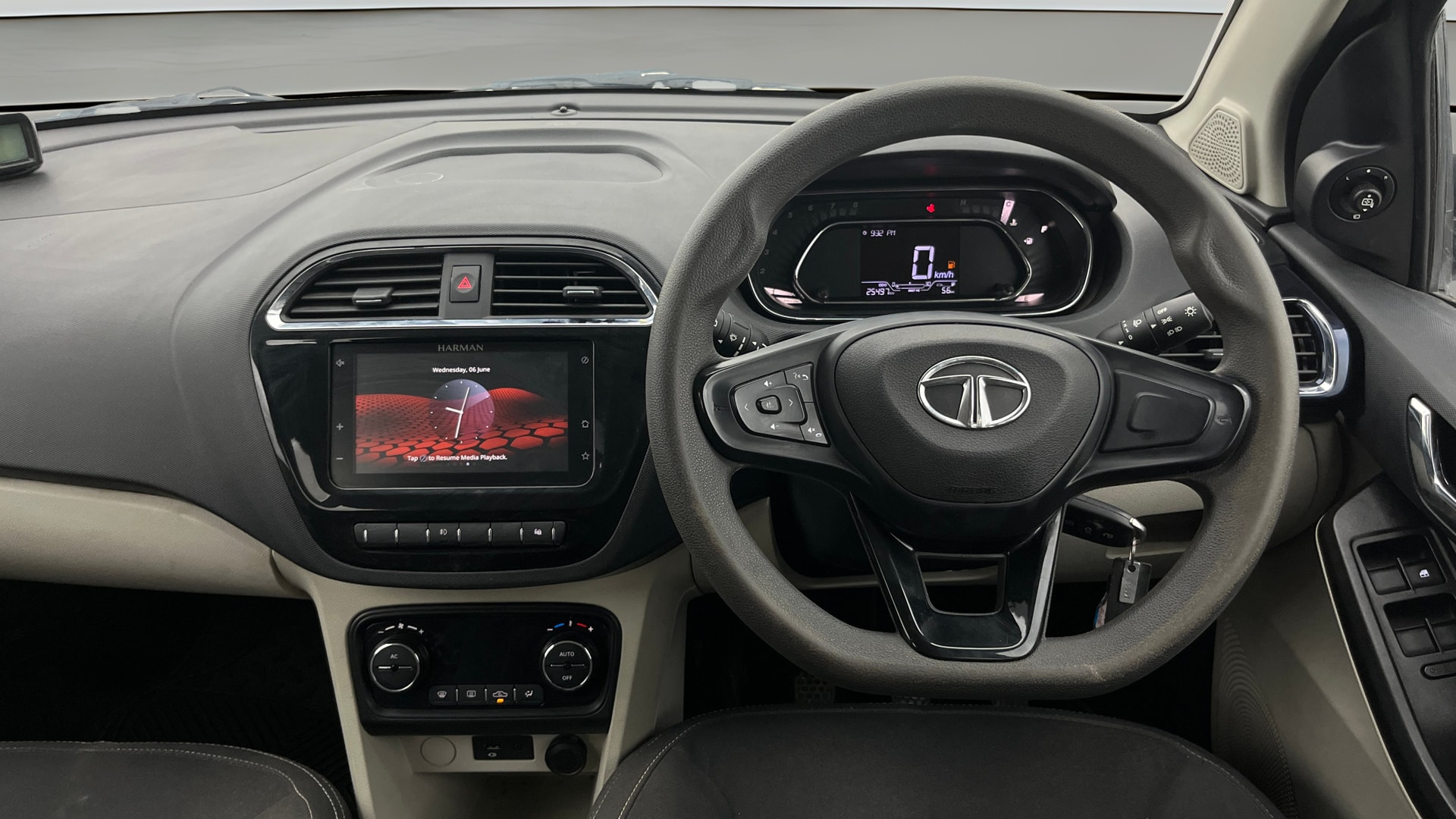Used 2022 Tata Tiago Used 2022 Tata Tiago