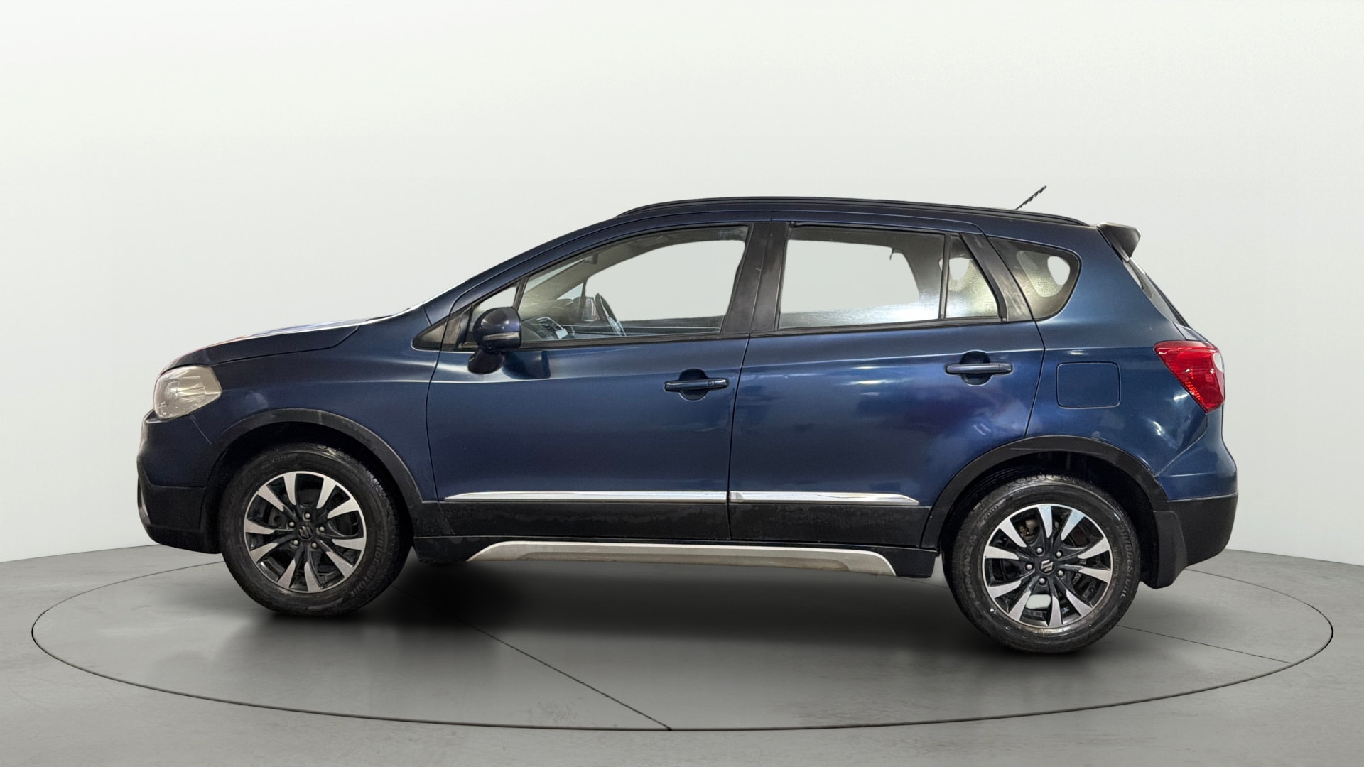 View 2018 Maruti Suzuki 1000 Base Variant Image 6 Used 2018 Maruti Suzuki 1000 Base Variant Image 6