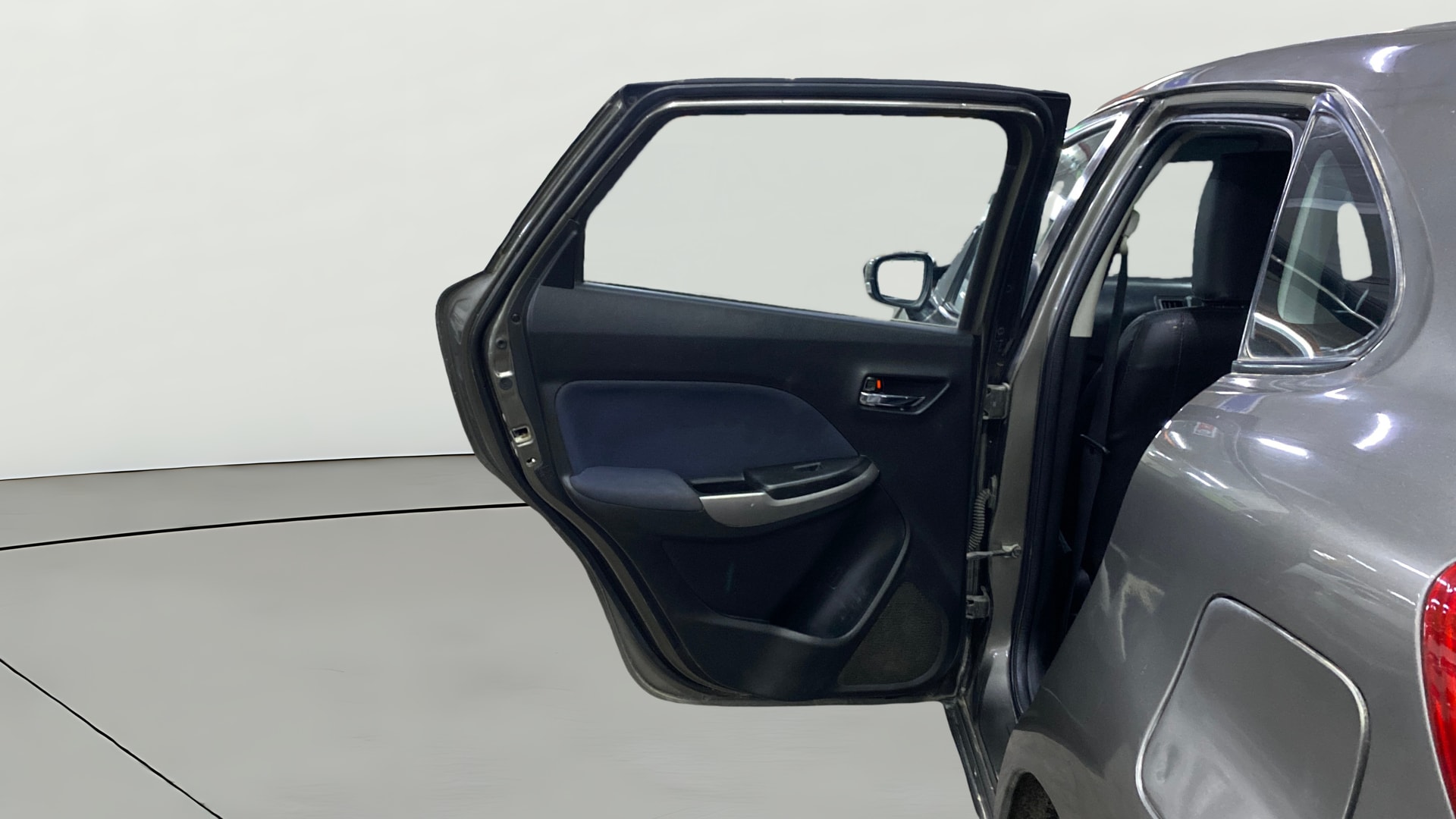 View 2019 Maruti Suzuki 1000 Base Variant Image 15 Used 2019 Maruti Suzuki 1000 Base Variant Image 15