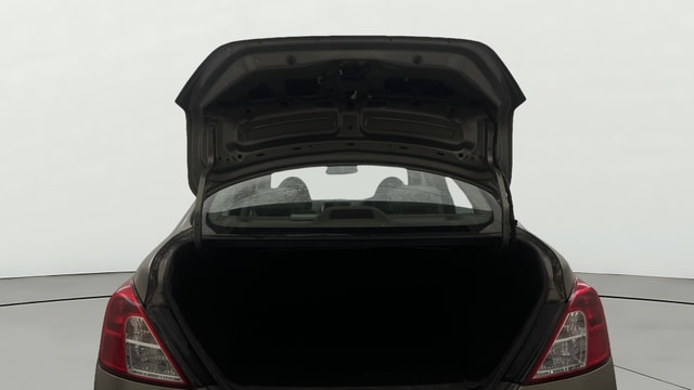 View Nissan Sunny Image 16 Used Nissan Sunny Image 16