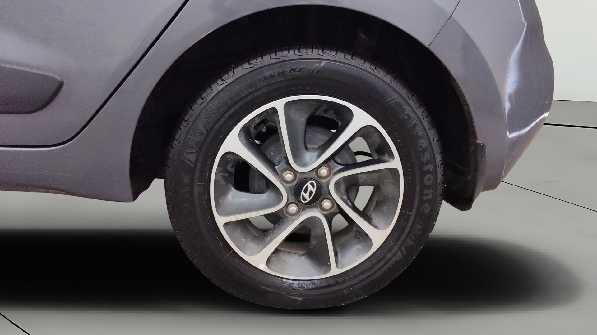 View 2018 Hyundai Grand i10 1.2 Sportz AT Petrol Image 11 Used 2018 Hyundai Grand i10 1.2 Sportz AT Petrol Image 11
