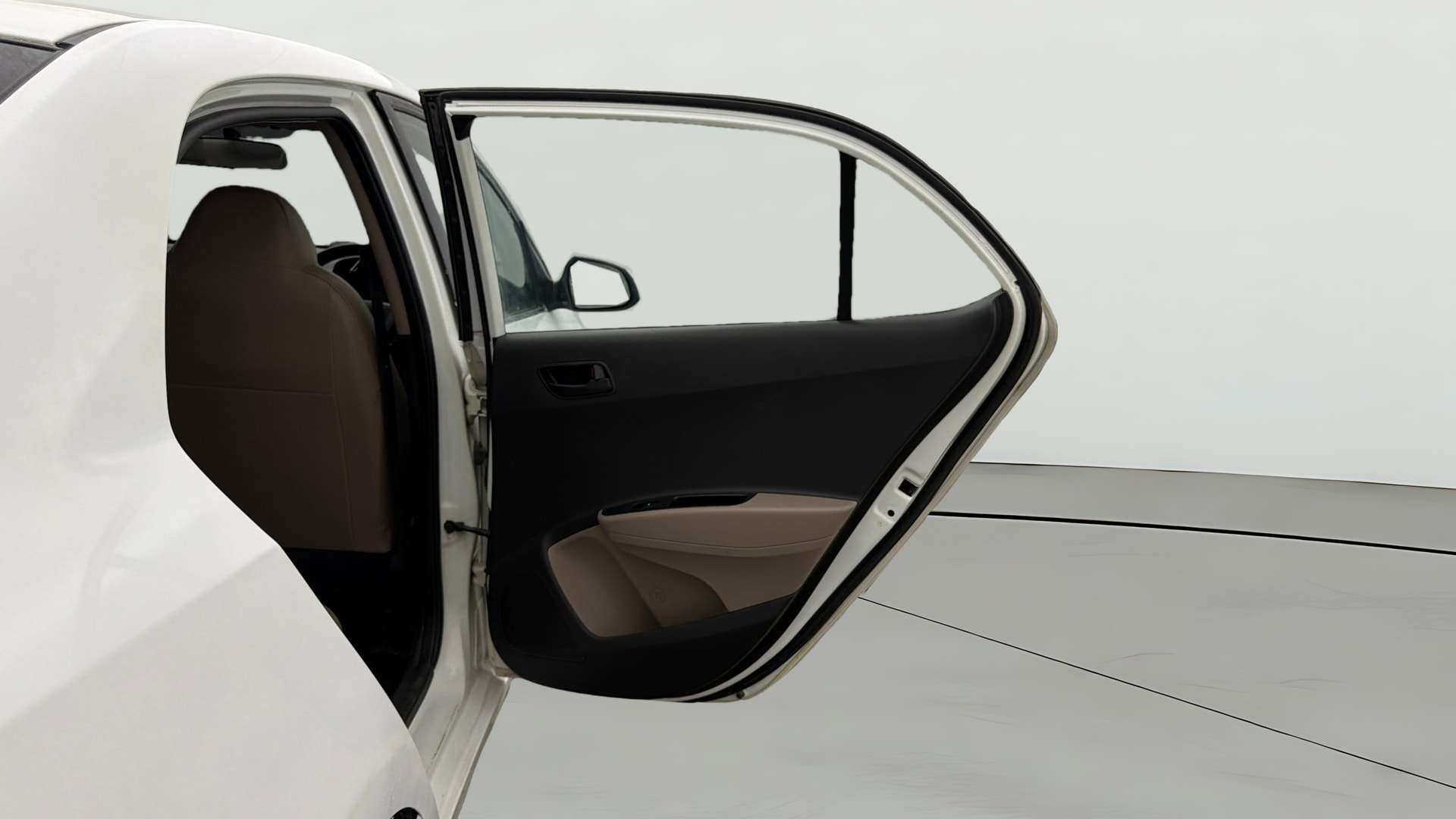 View 2019 Hyundai Xcent S Petrol Image 7 Used 2019 Hyundai Xcent S Petrol Image 7