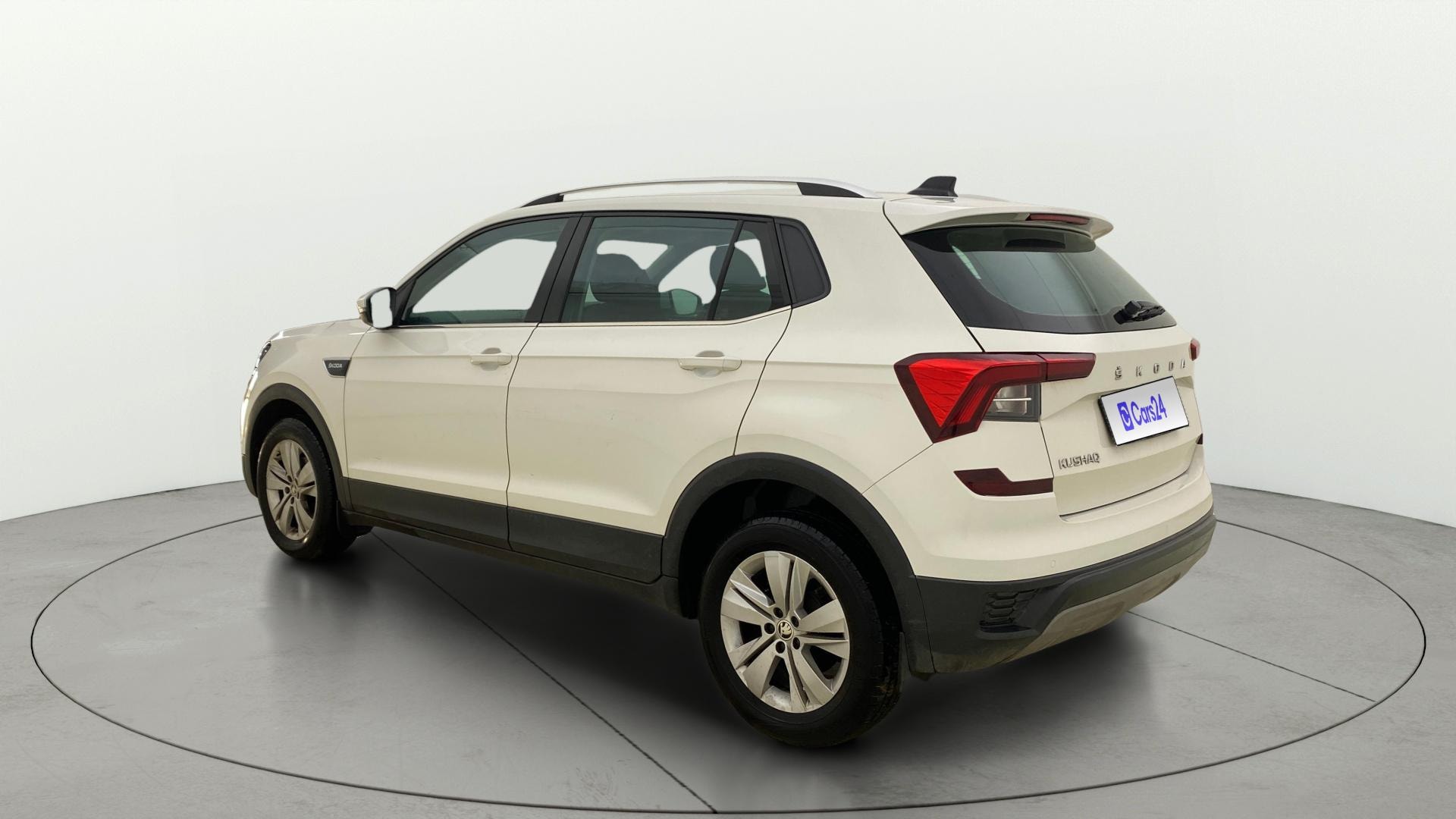 View 2022 Skoda Kushaq Ambition 1.0 TSI MT Image 2 Used 2022 Skoda Kushaq Ambition 1.0 TSI MT Image 2