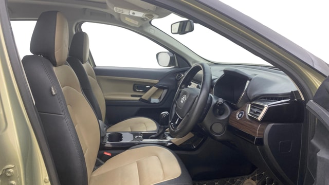 View Tata Safari Image 19 Used Tata Safari Image 19