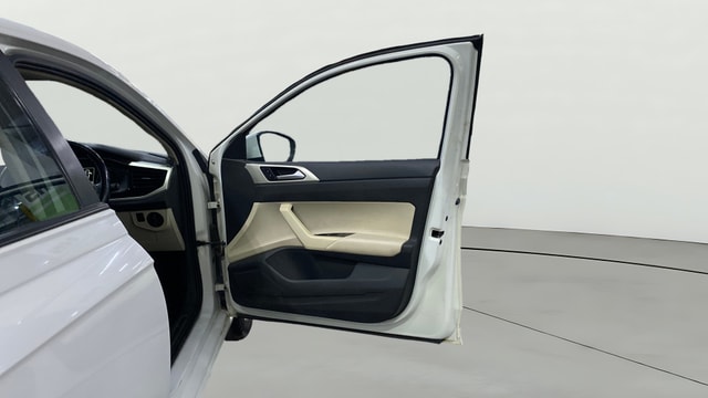 View Volkswagen Virtus Image 45 Used Volkswagen Virtus Image 45