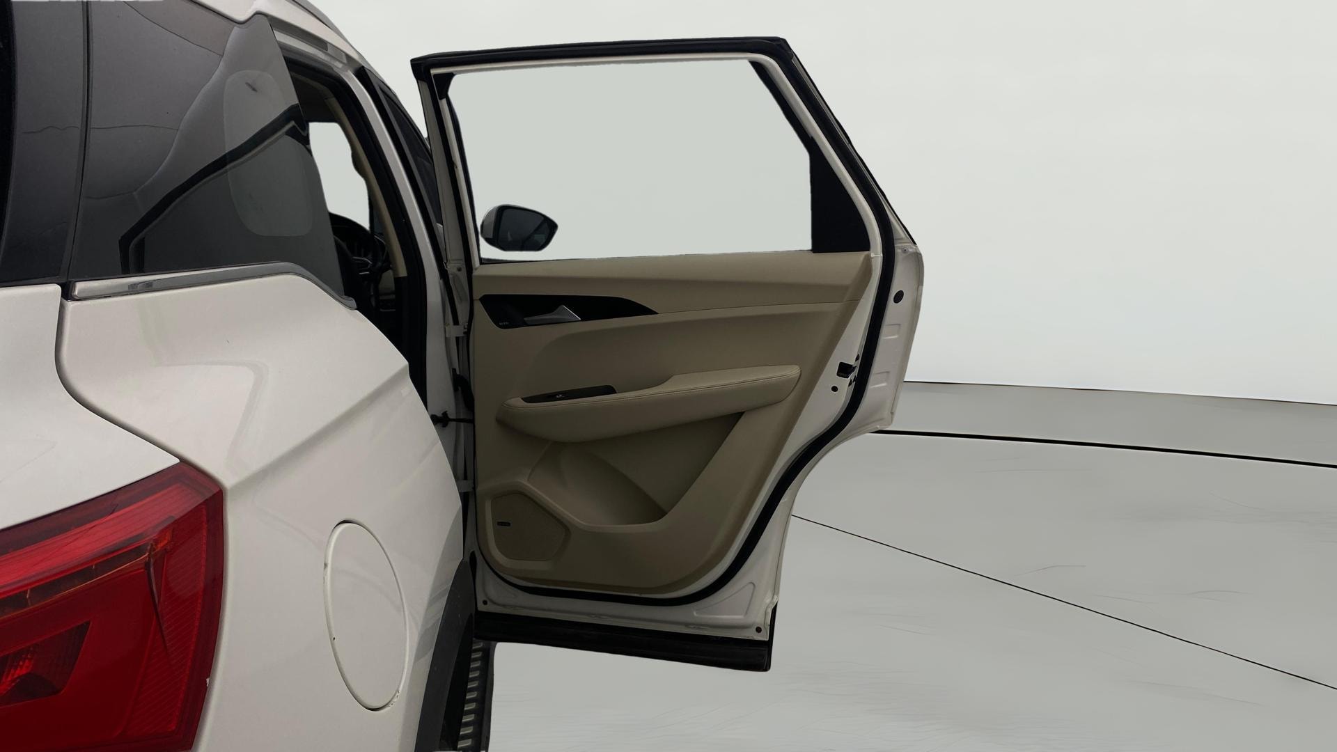 View 2022 MG Hector Sharp CVT Petrol Image 8 Used 2022 MG Hector Sharp CVT Petrol Image 8