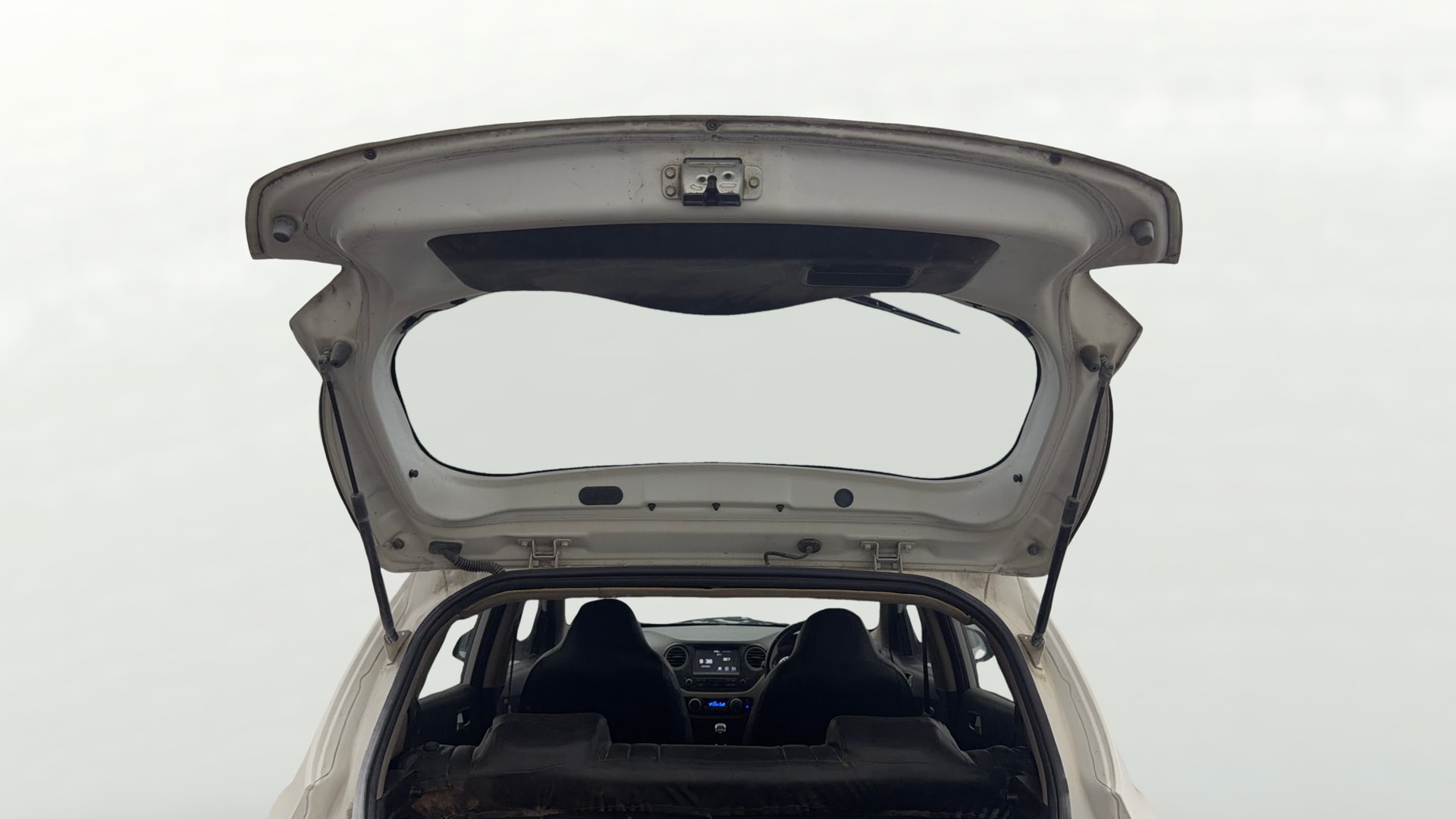 View 2019 Hyundai Grand i10 1.2 Asta Petrol Image 16 Used 2019 Hyundai Grand i10 1.2 Asta Petrol Image 16