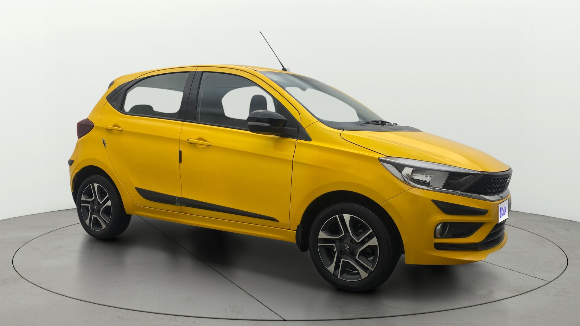 View 2020 Tata Tiago Revotorq XB Image 21 Used 2020 Tata Tiago Revotorq XB Image 21