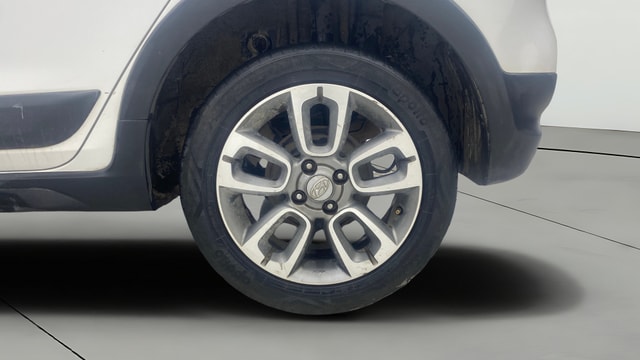 View Hyundai i20 Active Image 7 Used Hyundai i20 Active Image 7