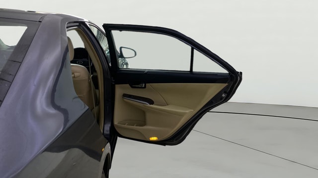 View Toyota Camry Image 8 Used Toyota Camry Image 8