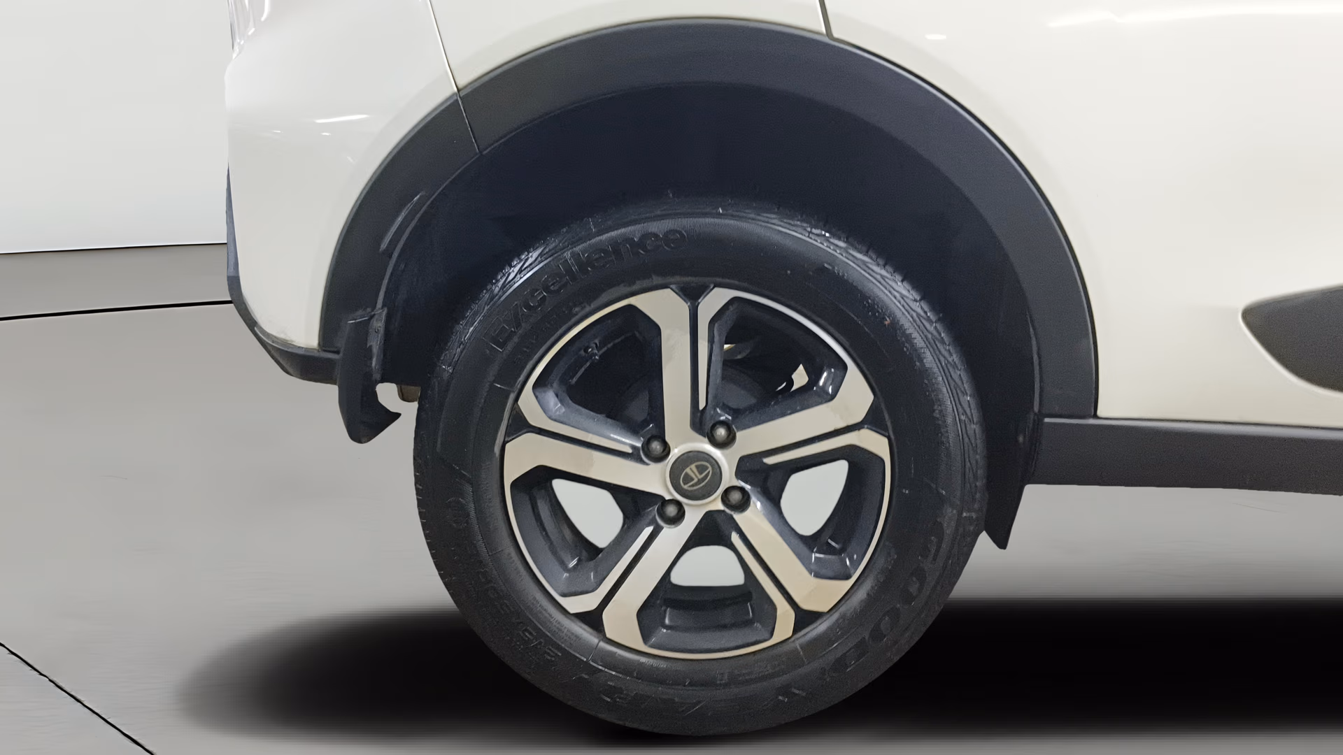 View 2022 Tata Nexon Revotron XZ Plus Image 33 Used 2022 Tata Nexon Revotron XZ Plus Image 33