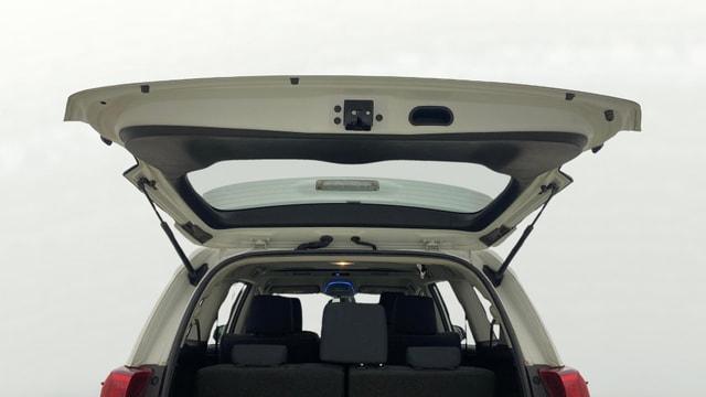 View Toyota Innova Crysta Image 17 Used Toyota Innova Crysta Image 17