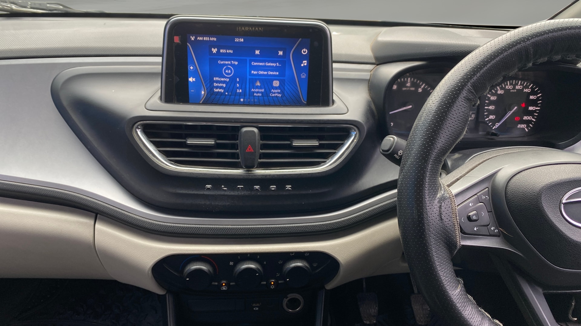 Used 2021 Tata Altroz Used 2021 Tata Altroz