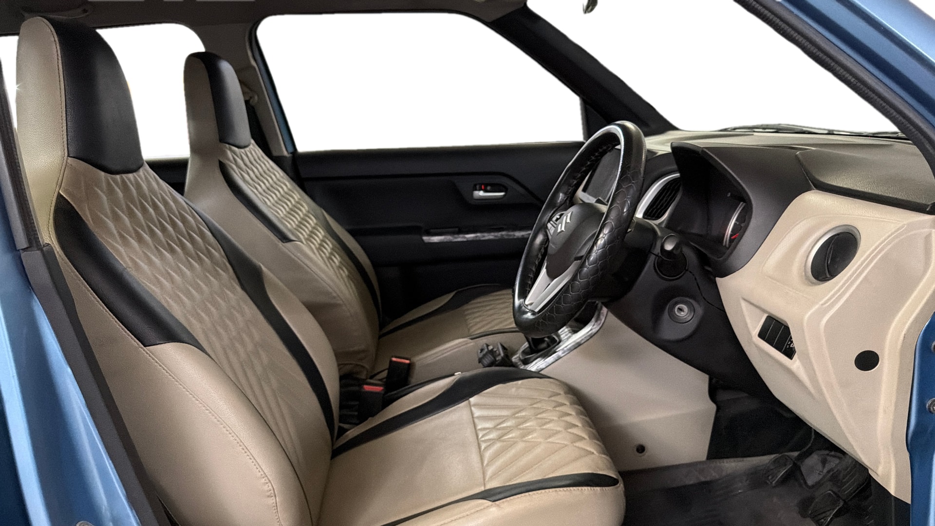 View 2019 Maruti Suzuki 1000 Base Variant Image 25 Used 2019 Maruti Suzuki 1000 Base Variant Image 25