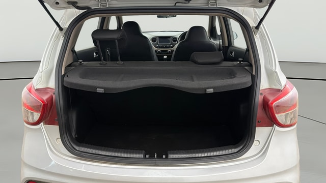 View Hyundai Grand i10 Image 38 Used Hyundai Grand i10 Image 38