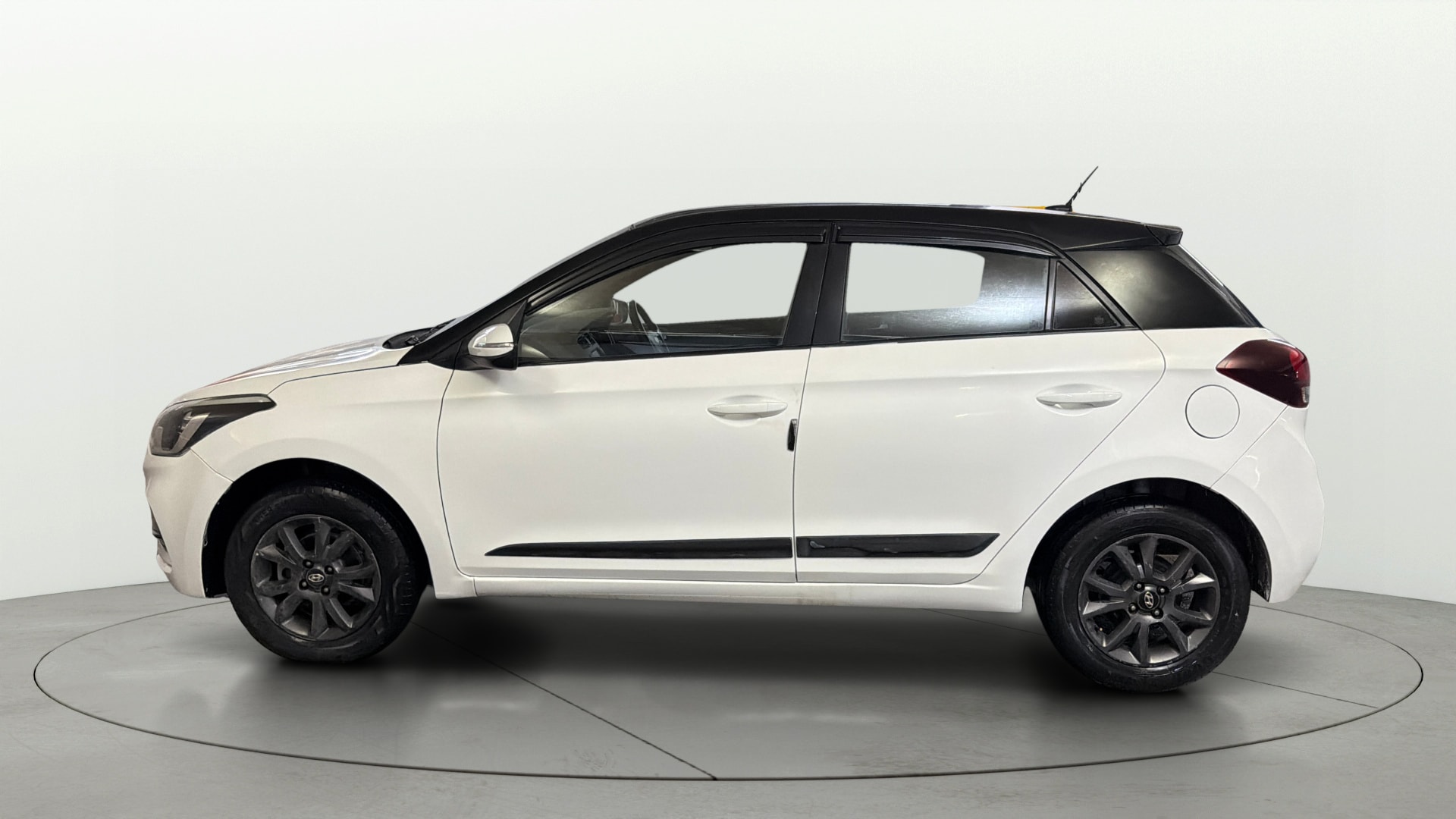 View 2019 Hyundai Elite i20 1.2 Sportz Plus Petrol Image 5 Used 2019 Hyundai Elite i20 1.2 Sportz Plus Petrol Image 5